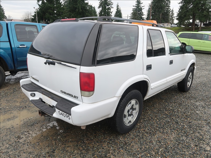 2002 CHEV BLAZER SUV 4WD | KENMORE HEAVY EQUIPMENT, CONTRACTORS ...