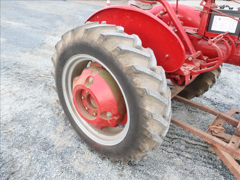 1948 INTERNATIONAL SUPER A TRACTOR W/GRADING BLADE | MARYSVILLE HEAVY ...