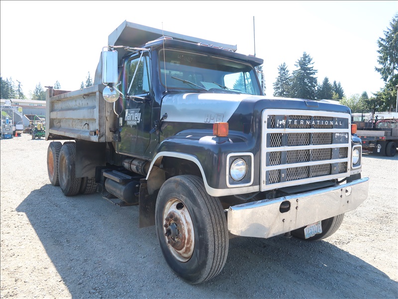 1981 INTERNATIONAL F-2574 T/A DUMP TRUCK | KENMORE HEAVY EQUIPMENT ...