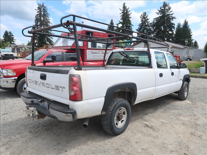 2006 CHEV 2500 CREW CAB 4WD | KENMORE HEAVY EQUIPMENT, CONTRACTORS ...