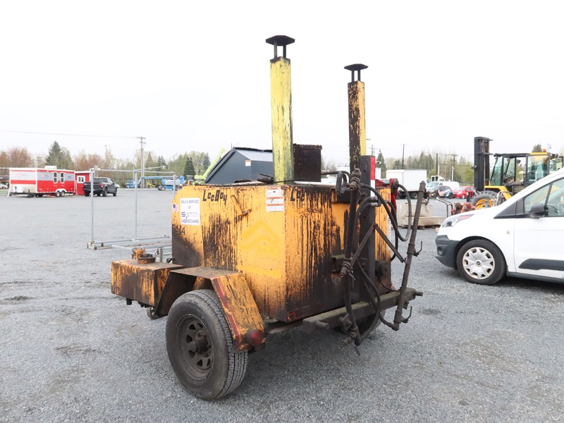 2003 LEEBOY TRAILER MOUNTED TAR KETTLE MARYSVILLE HEAVY EQUIPMENT