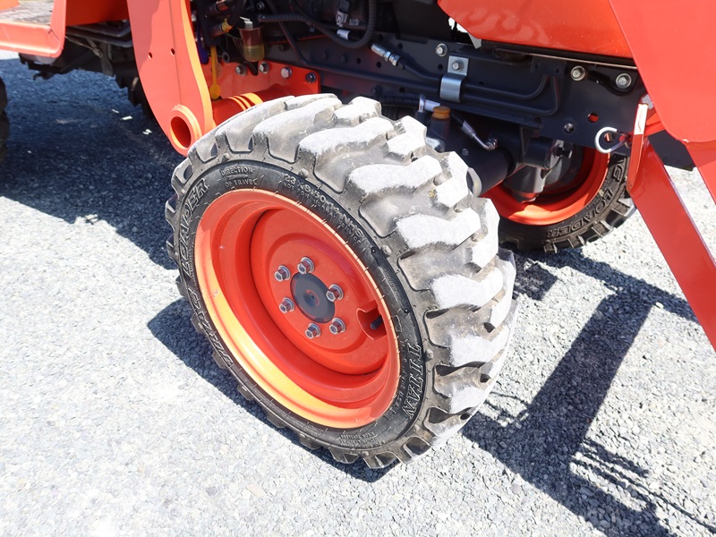 KUBOTA B2650 TRACTOR 4WD W/LOADER | MARYSVILLE HEAVY EQUIPMENT ...