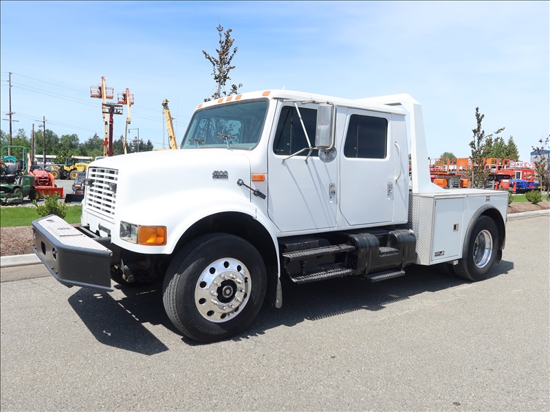 1998 INTERNATIONAL 4900 CREW CAB TOTER | MARYSVILLE HEAVY EQUIPMENT ...