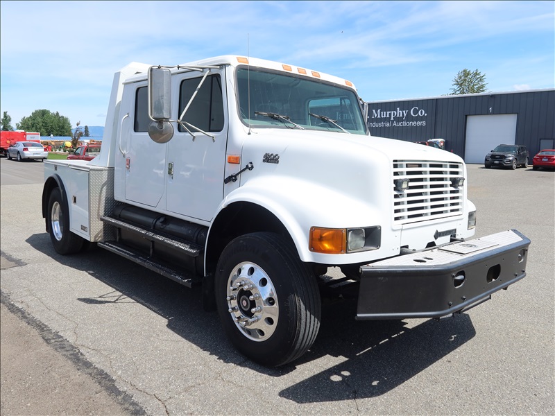 1998 INTERNATIONAL 4900 CREW CAB TOTER | MARYSVILLE HEAVY EQUIPMENT ...