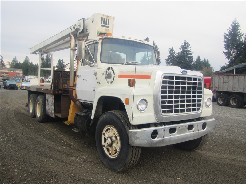 1981 FORD L8000 BOOM TRUCK | KENMORE HEAVY EQUIPMENT, CONTRACTORS ...