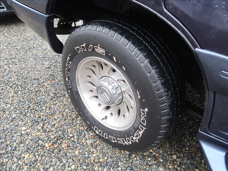 2000 MERCURY MOUNTAINEER SUV 4WD KENMORE HEAVY EQUIPMENT, CONTRACTORS