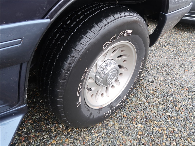 2000 MERCURY MOUNTAINEER SUV 4WD KENMORE HEAVY EQUIPMENT, CONTRACTORS