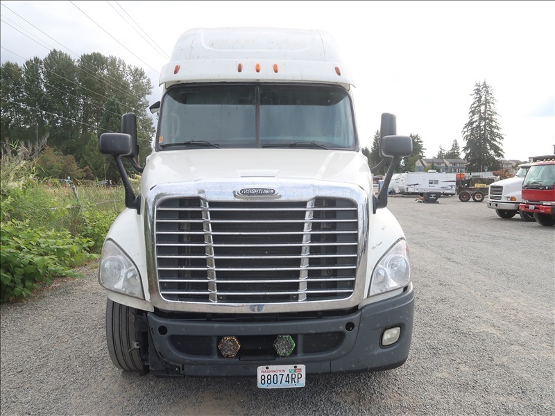 2014 FREIGHTLINER PX125 T/A SLEEPER TRACTOR | *NEW DATE* KENMORE HEAVY ...