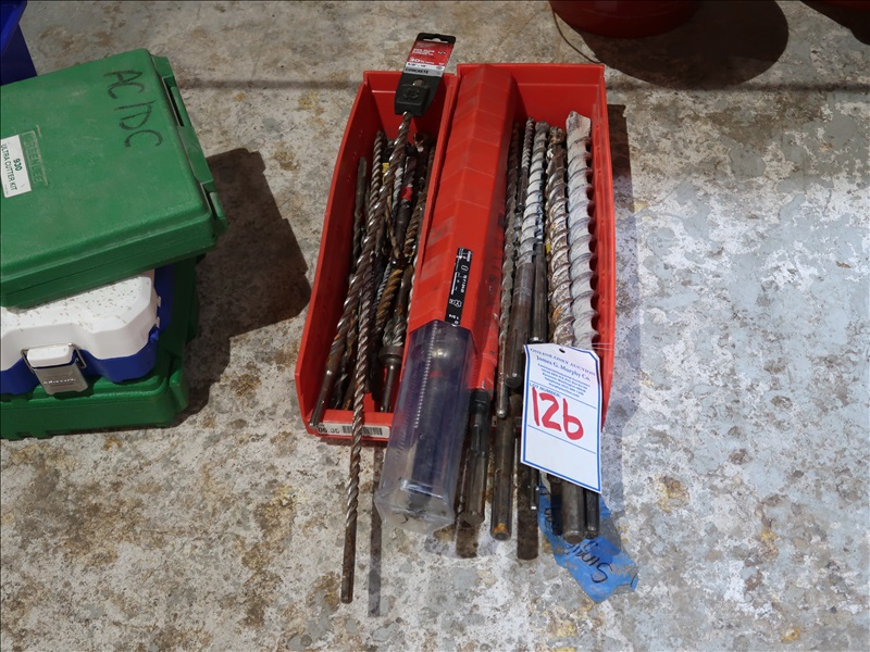ASSORTED ROTO HAMMER BITS IN THIS BIN AC DC ELECTRIC ONLINE AUCTION