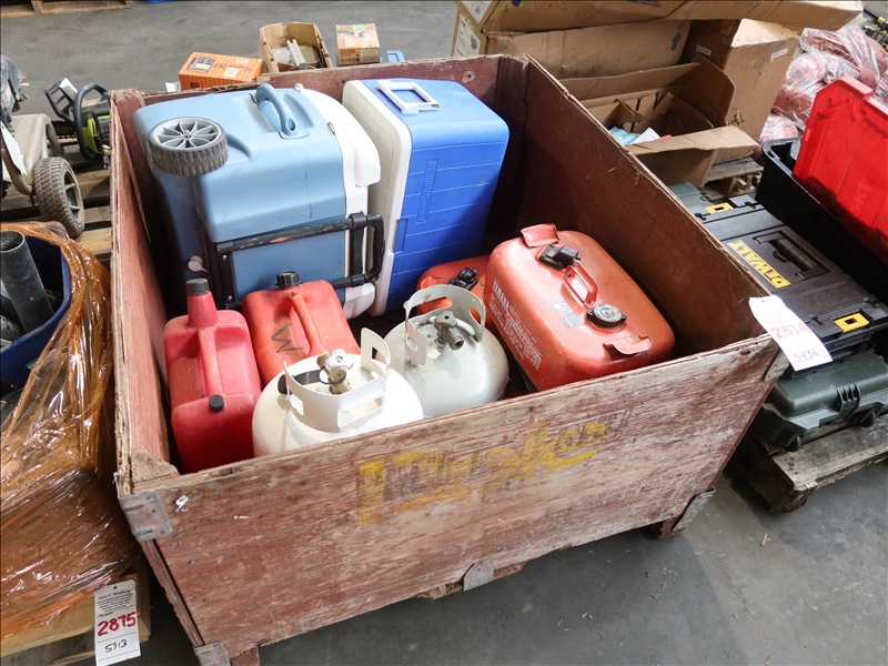 LOT, MISC FUEL CANS & COOLERS W/TOTE | MARYSVILLE TOOLS & EQUIPMENT ...