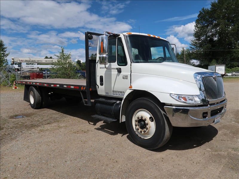 2005 INTERNATIONAL 4300 SBA 4X2 | DEL'S TRUCK INVESTMENTS, LLC - ONLINE ...