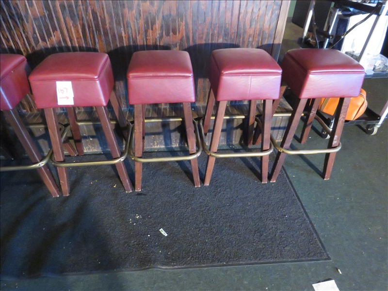 LOT, (4) PADDED BARSTOOLS (SEAT IS 29"H) GALLOPING GERTIE'S BAR & GRILL ONLINE AUCTION
