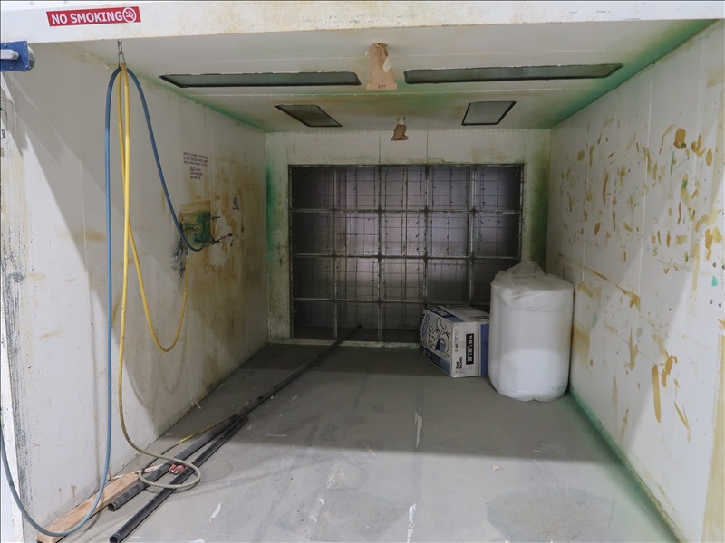 APPROX 125" X 192" SPRAY BOOTH, LIGHTS, ENMET AFP90 AIR FILTRATION