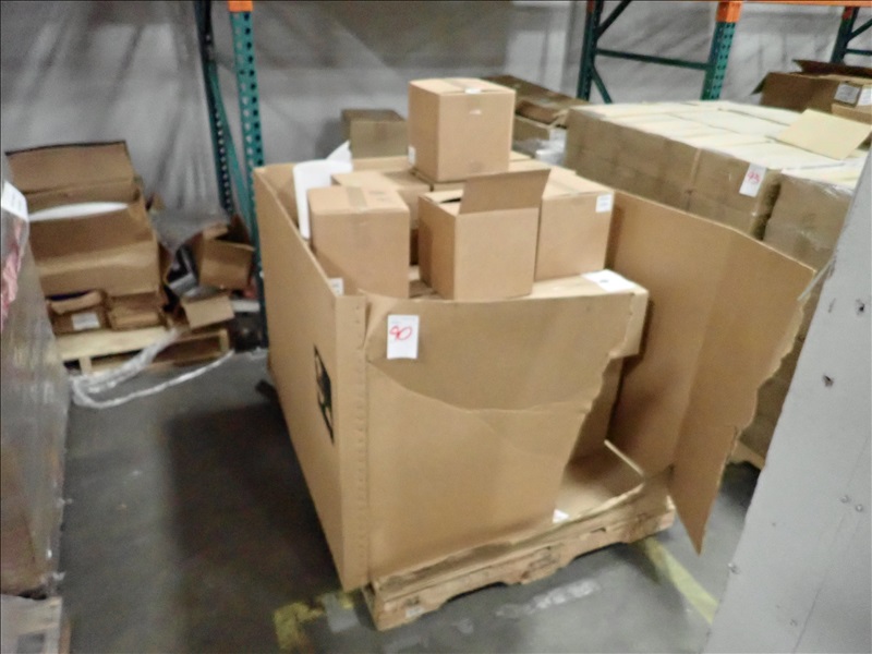 LOT, ASSORTED LIGHTING PARTS ON THIS PALLET KROGER EXCESS EQUIPMENT