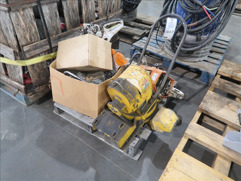 LOT, ASSORTED HANDHELD GAS POWER TOOLS FOR PARTS (NEEDS REPAIR