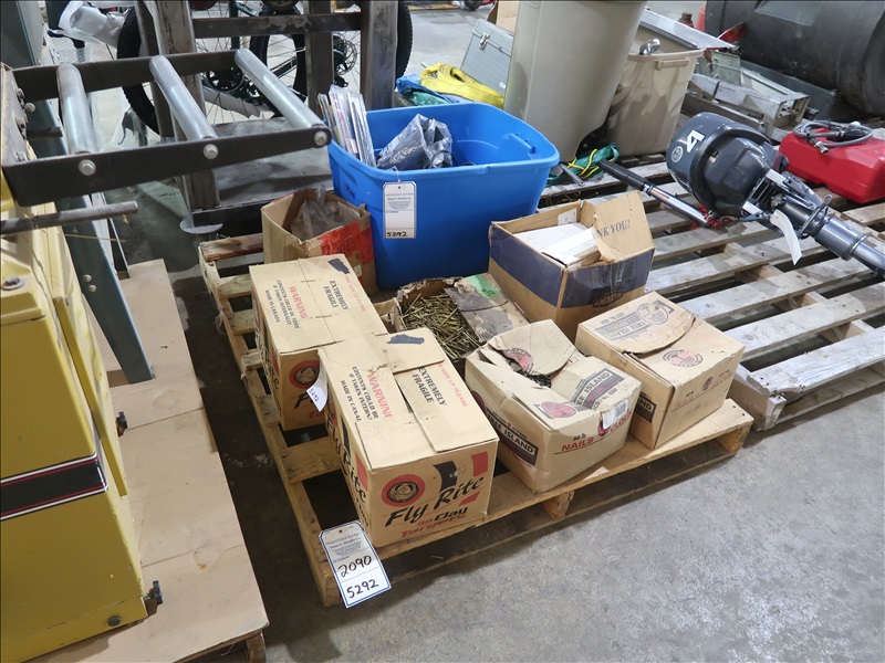 Lot Assorted Contractors Supplies On This Pallet Marysville Tools And Equipment Online 7935