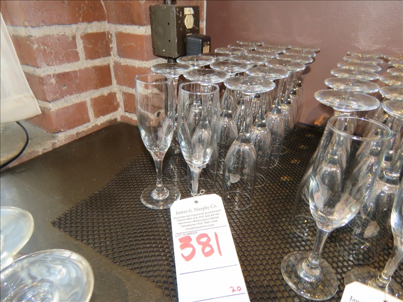 LOT, (20) CHAMPAGNE FLUTES PALACE BALLROOM ONLINE AUCTION James G
