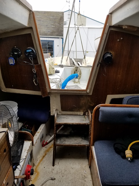 1967 santana 27' sail boat port of everett vessel