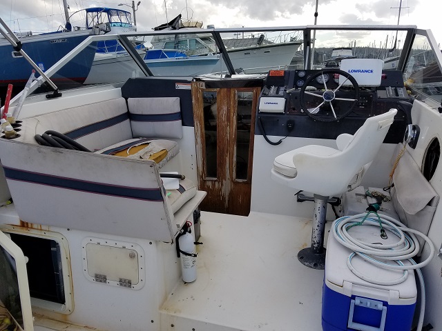 1985 Bayliner Ciera 2550 | PORT OF EVERETT ABANDONED BOATS - ONLINE ...