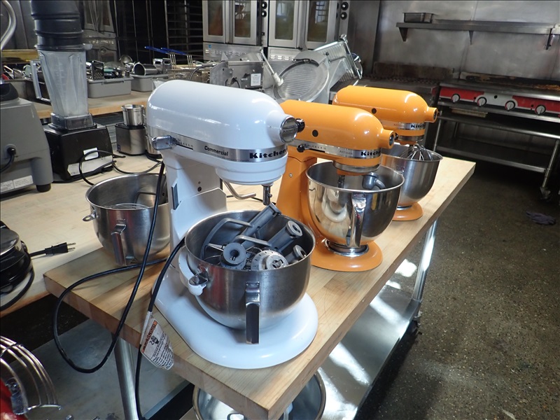 (3) KITCHEN AID MIXERS W/ATTACHMENTS SERIOUS PIE & BISCUIT ONLINE